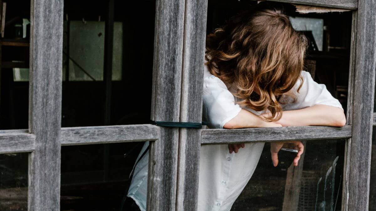 Social-Anxiety-1200x675